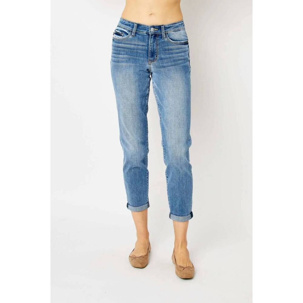 NEW JUDY BLUE keep it cuff midrise jeans in medium wash